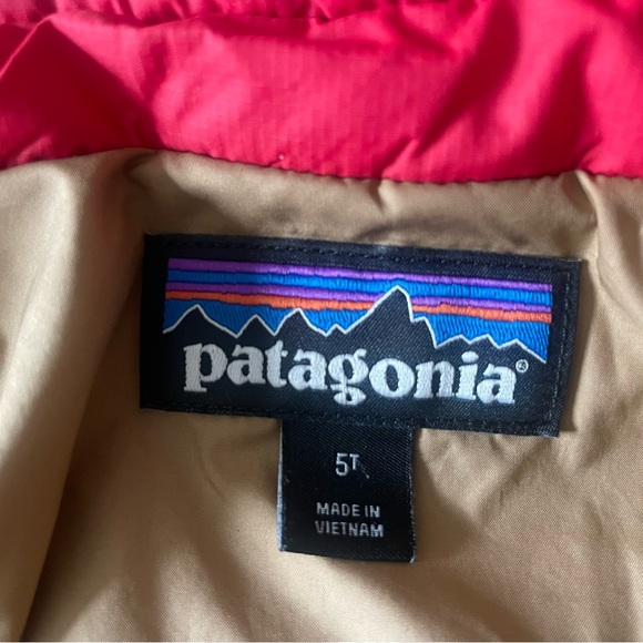 Child’s Patagonia Nano Puff Jacket in red size 5T - Picture 3 of 4
